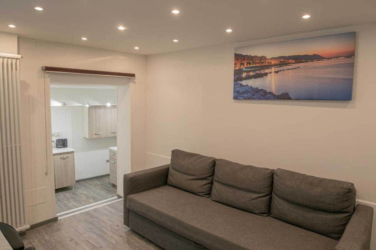 Salerno Mare e Luci Deluxe Apartment Exterior foto