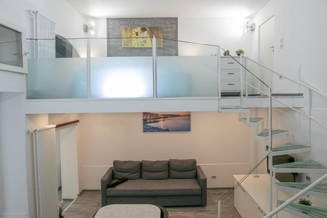 Salerno Mare e Luci Deluxe Apartment Exterior foto
