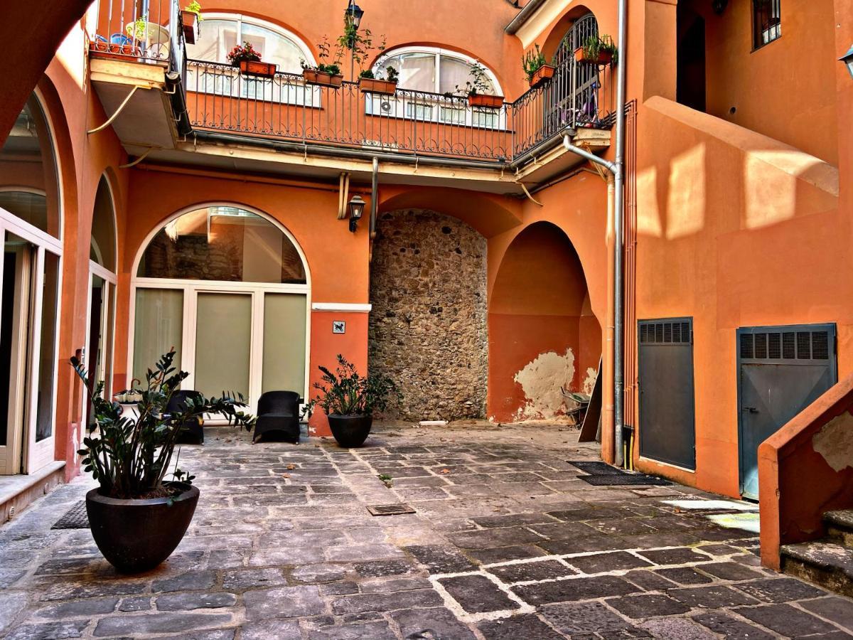 Salerno Mare e Luci Deluxe Apartment Exterior foto